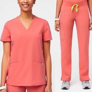 Figs Scrub Pants Shocking Coral Limited Edition. Size Small. Excellent condition